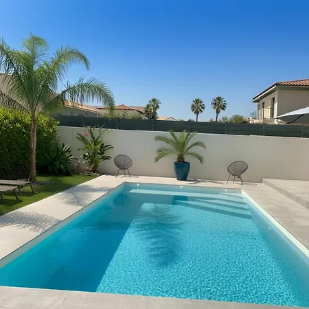 Plein Sud 4 Etoiles Villa *